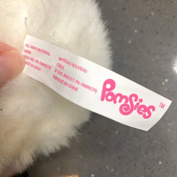 Pomsies 9" Pom Pom pet Interactive tie Dye Stuffed Wearable Plush Cat - Picture 4 of 5